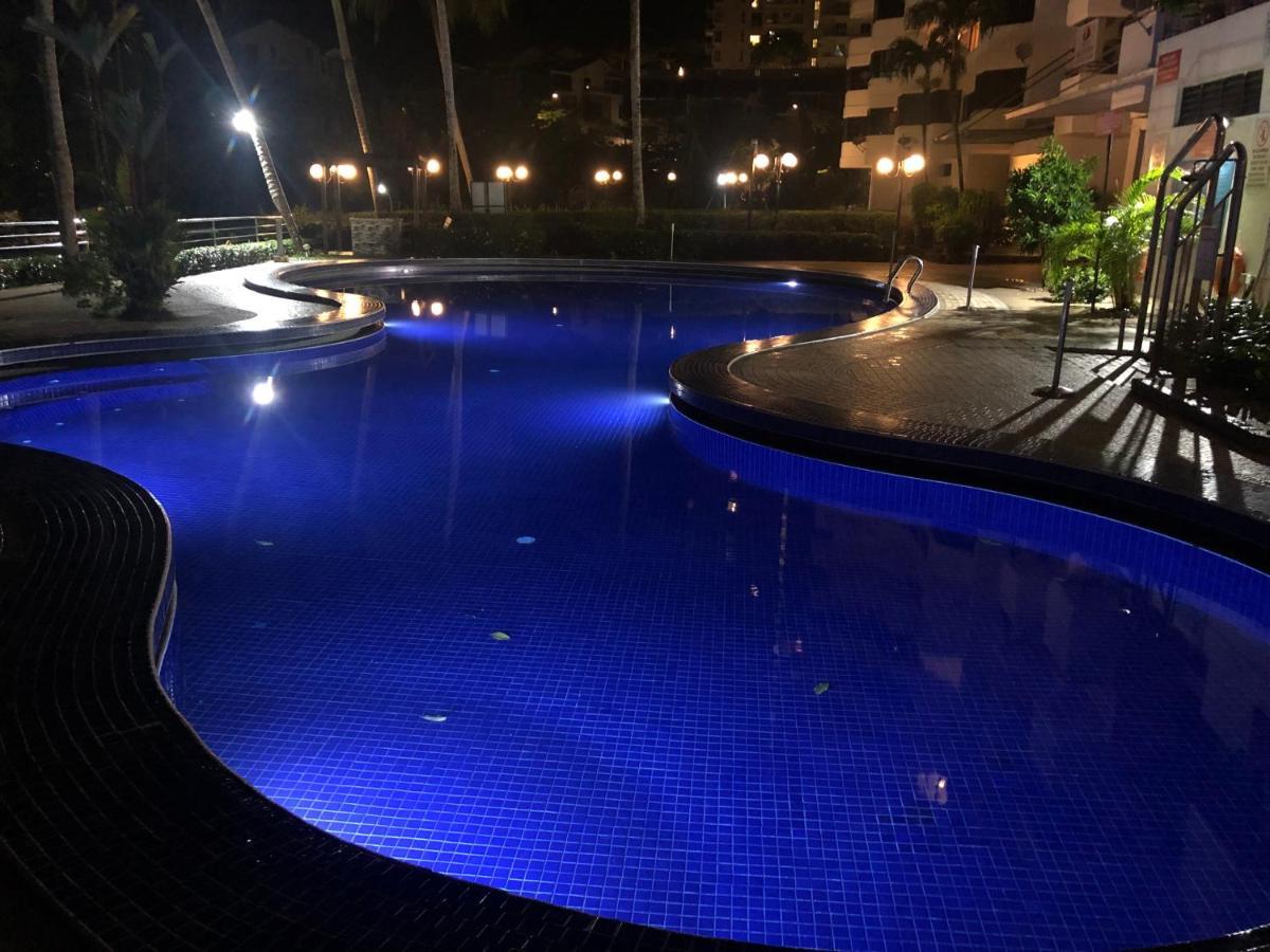 SRI SAYANG Beach Resort 8 Home Stay Batu Feringgi Exterior foto