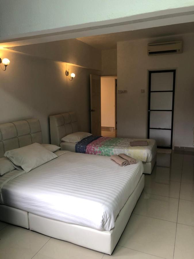 SRI SAYANG Beach Resort 8 Home Stay Batu Feringgi Exterior foto