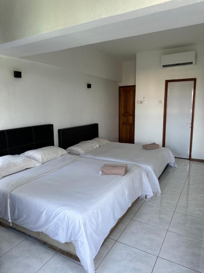 SRI SAYANG Beach Resort 8 Home Stay Batu Feringgi Exterior foto